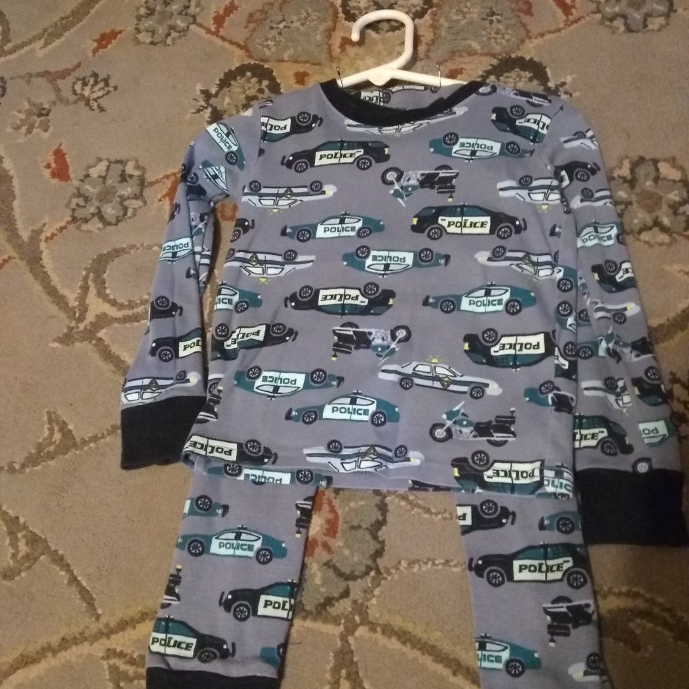 Carter's NEW 100% cotton police car pajamas size 4